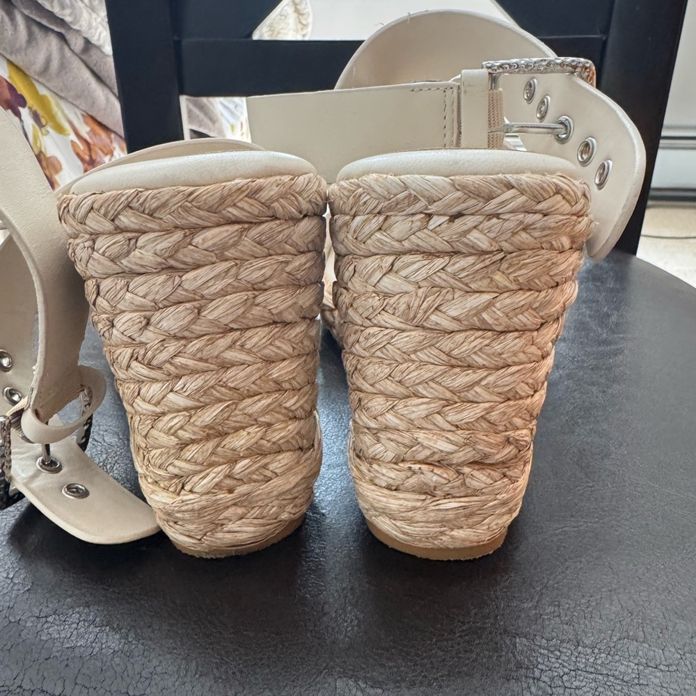 Dolce Vita Cream Espadrille Wedge Shoes 9.5 - Picture 5 of 6
